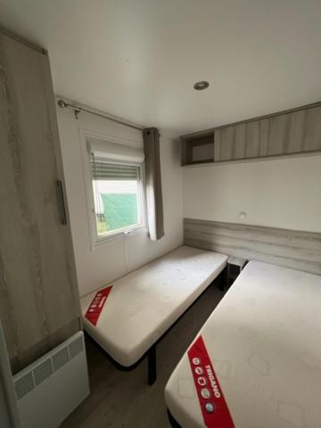 Mobilhome 3 Chambres 2 Salle De Bain Сен-Бревен-ле-Пен Екстериор снимка